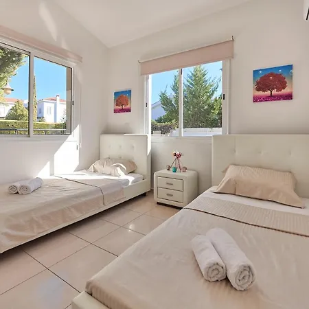 Villa Casa Bonita By Ezoria