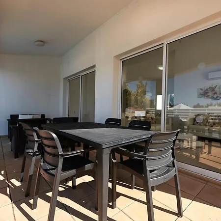 Casa Bonita By Ezoria Coral Bay