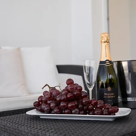 Casa Bonita By Ezoria Coral Bay