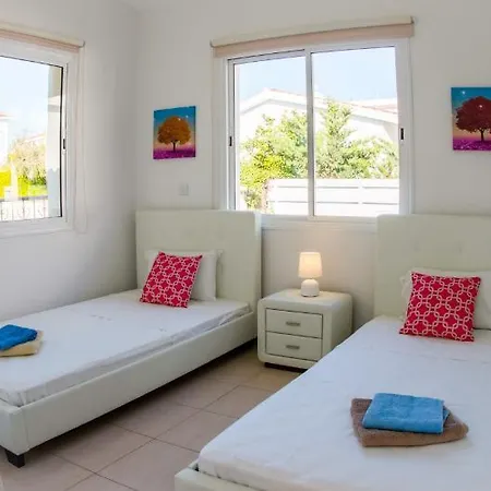 Casa Bonita By Ezoria * Coral Bay